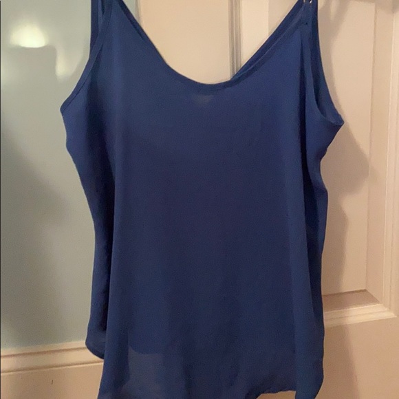 shirt - Picture 2 of 3